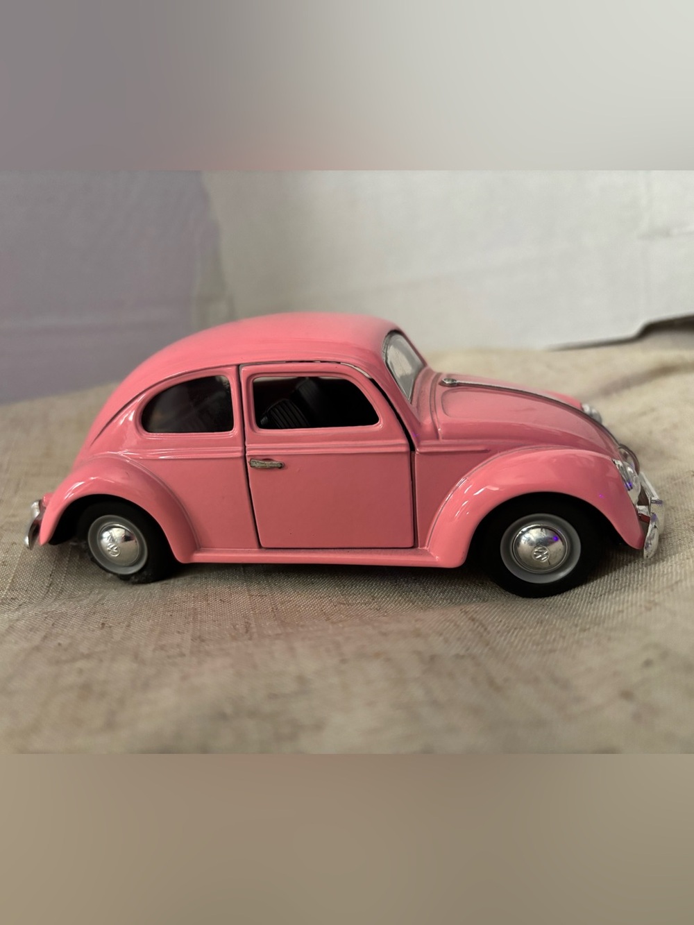Pink Volkswagen Beetle VW Bug Car 4.5" x 2" Die Cast Collector Toy New